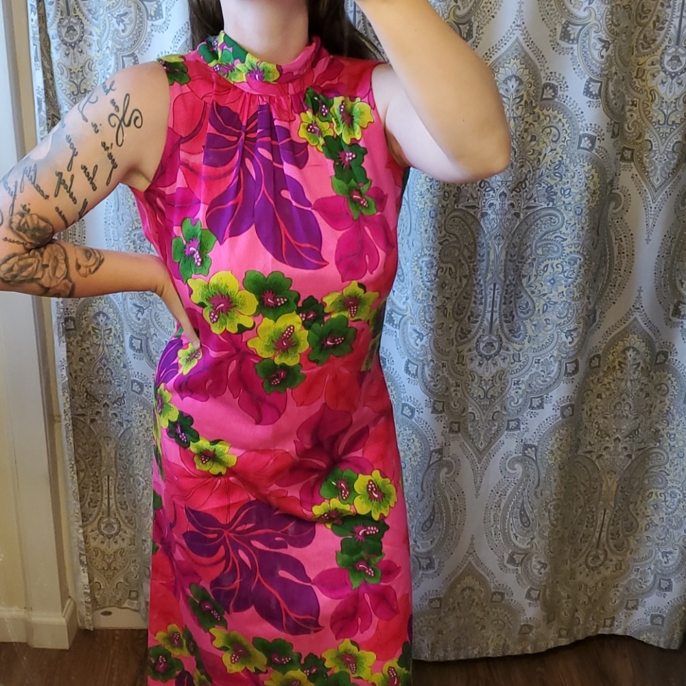 Vintage Pomare Tahiti Maxi Floral Dress